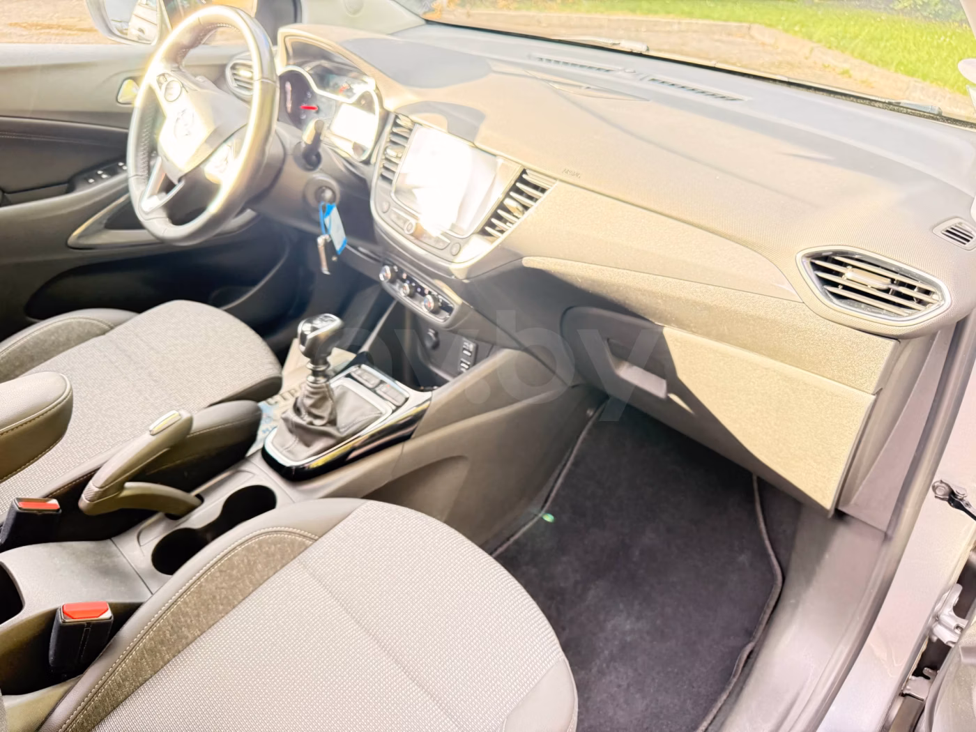 Opel Crossland X фото 15