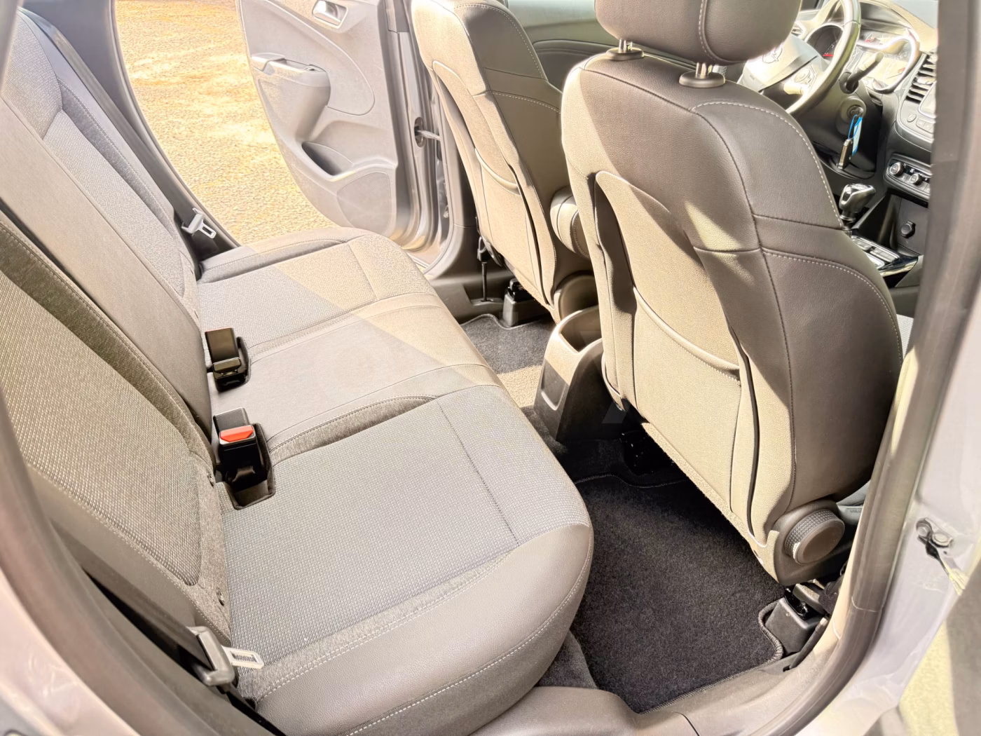 Opel Crossland X фото 16