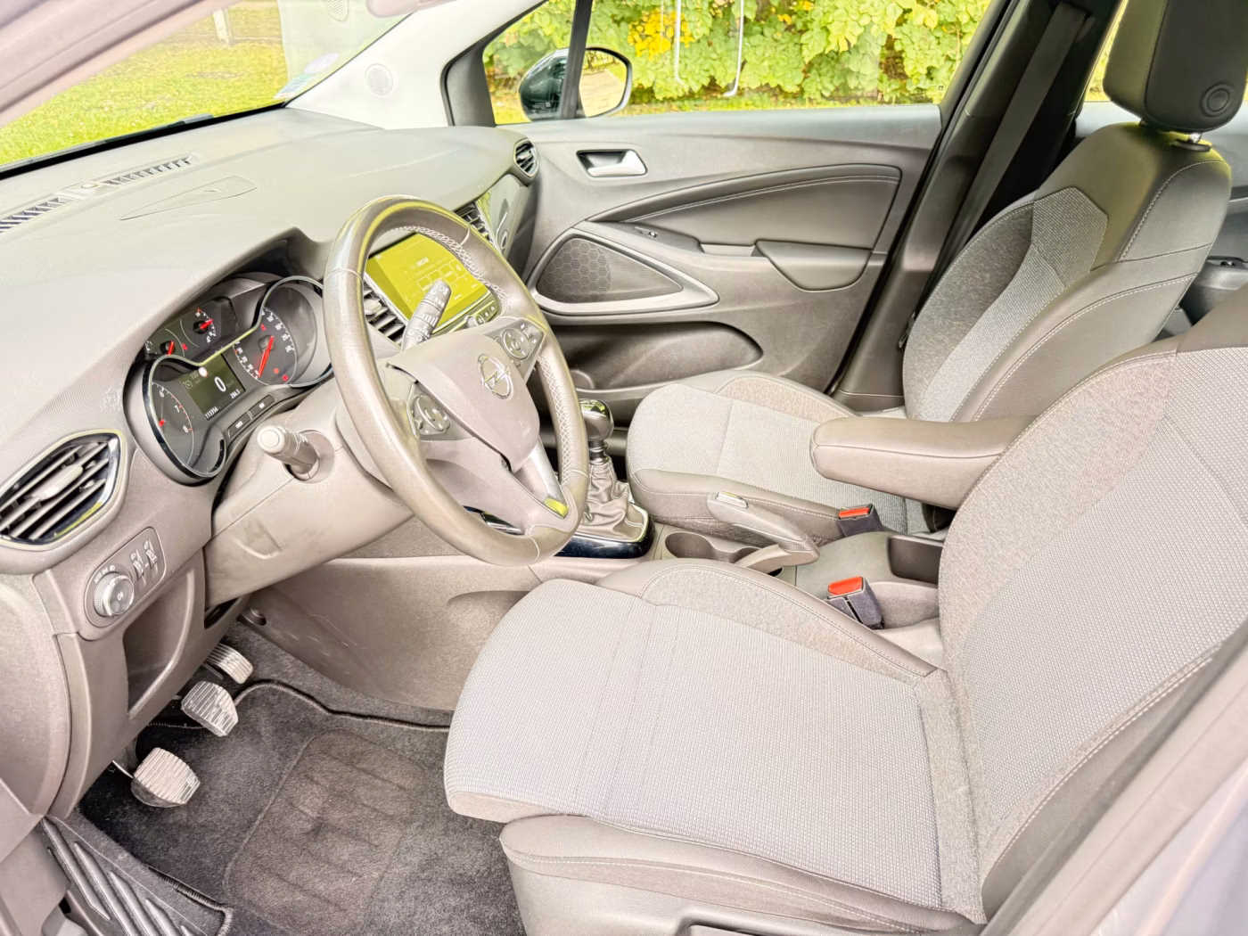 Opel Crossland X фото 17