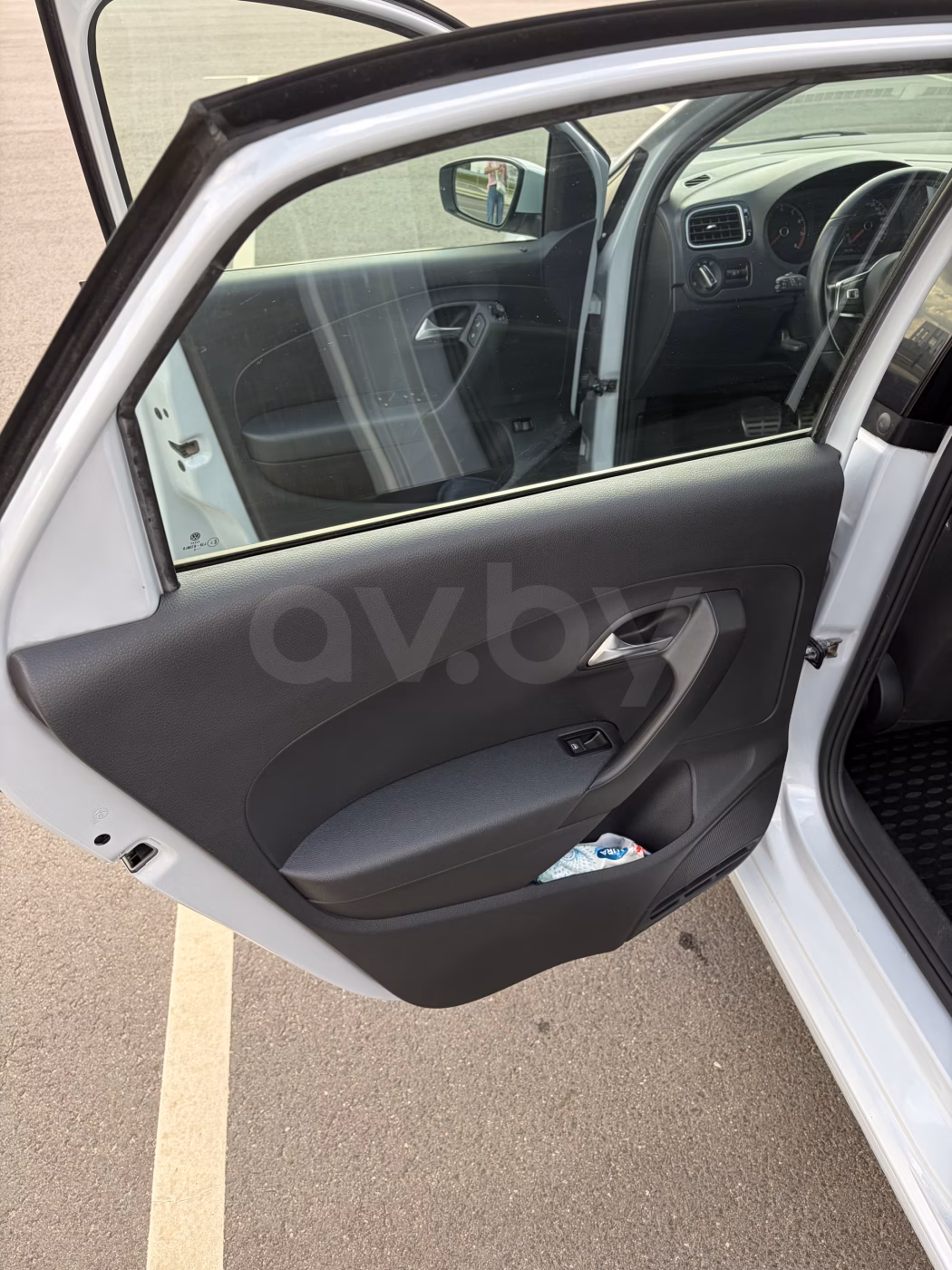 Volkswagen Polo Sedan фото 14