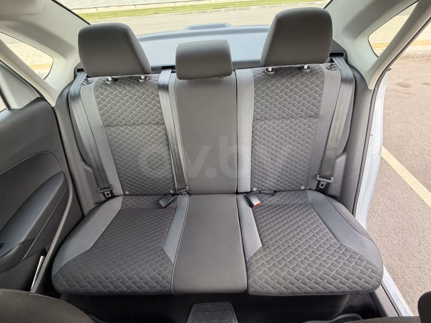 Volkswagen Polo Sedan фото 12