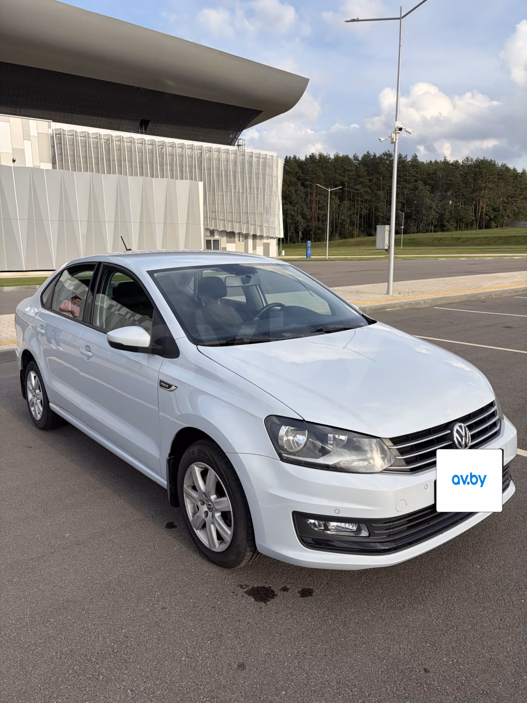 Volkswagen Polo Sedan фото 8