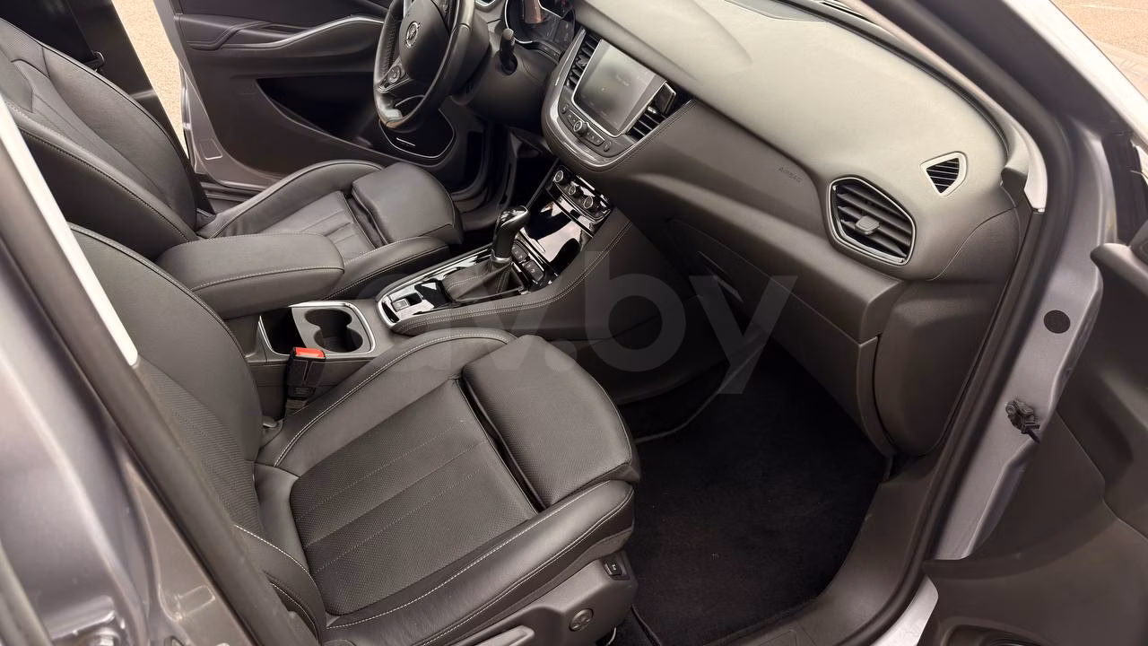 Opel Grandland X фото 11