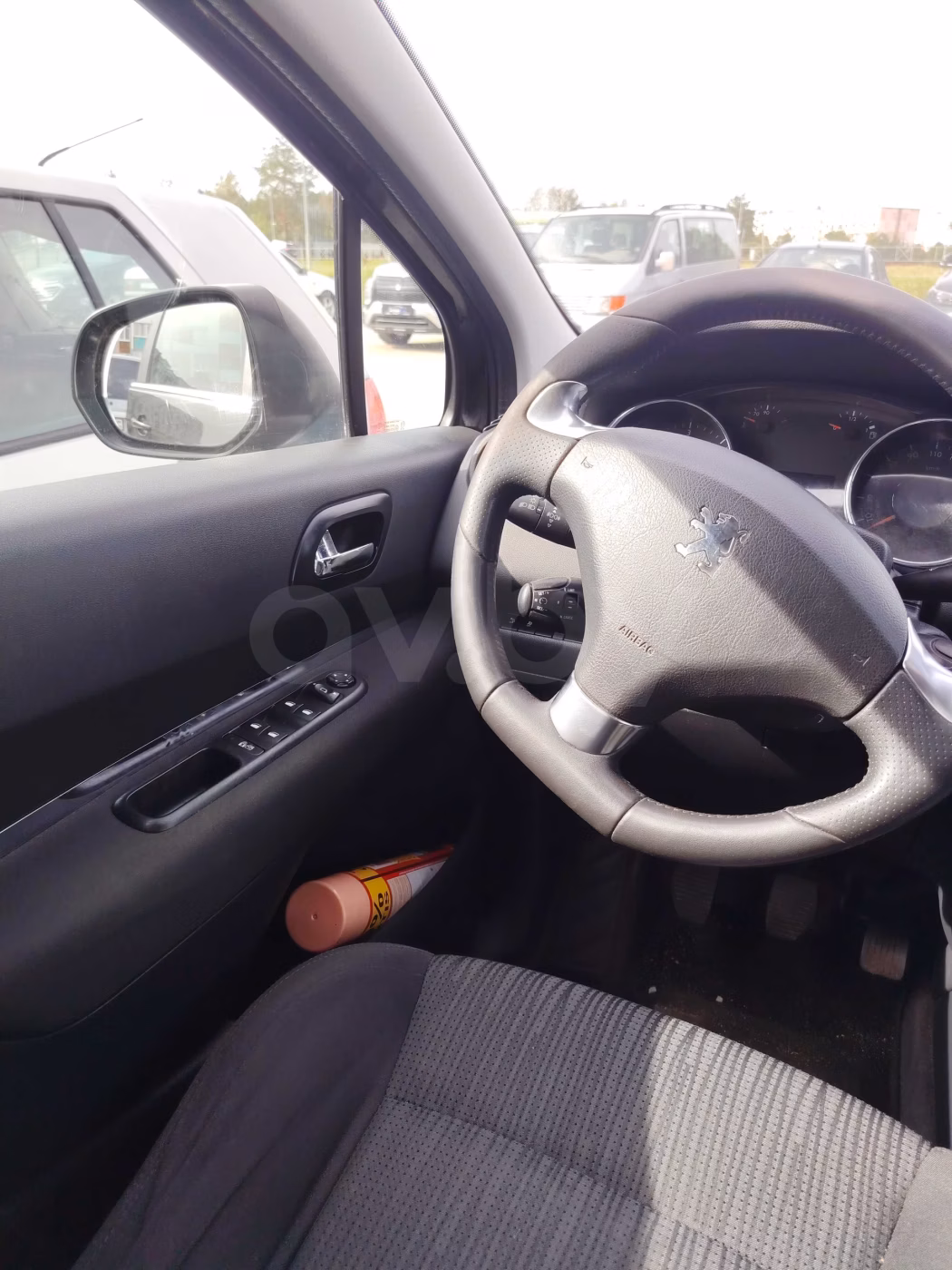 Peugeot 5008 фото 2