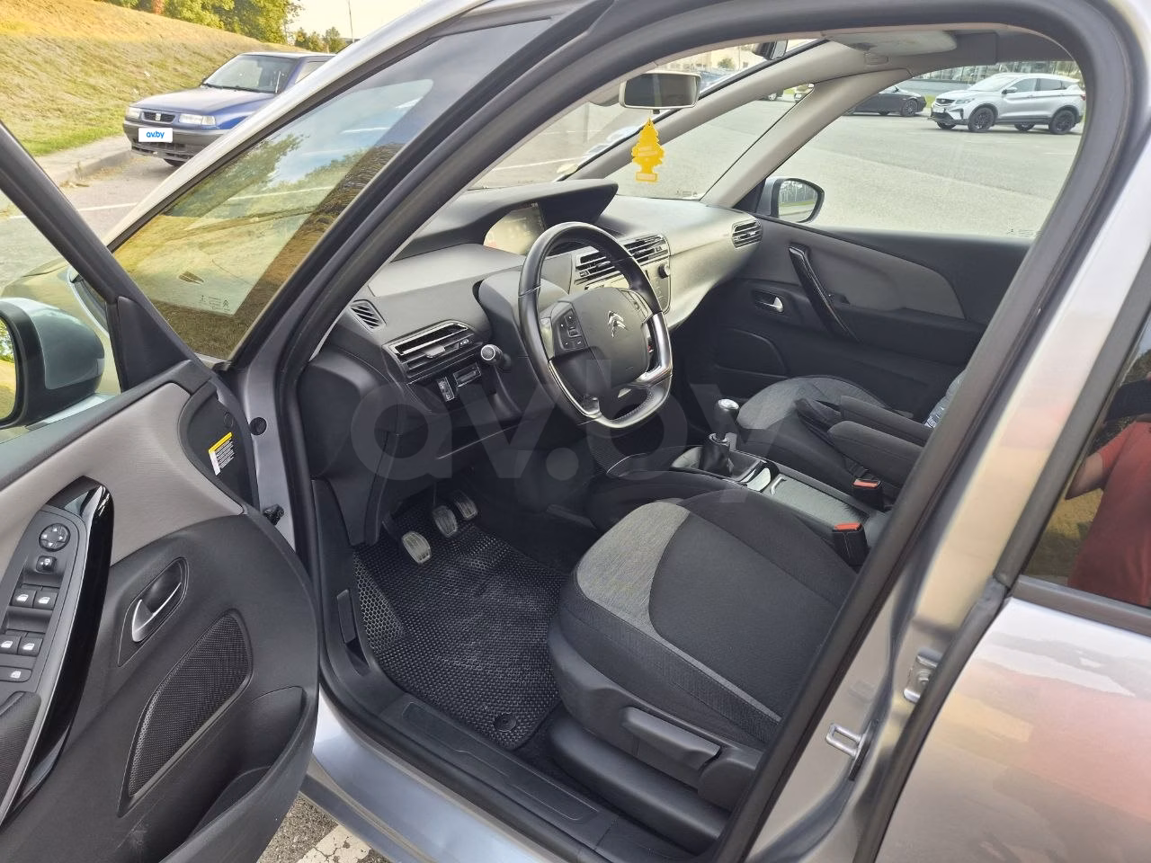 Citroen C4 Grand Picasso фото 12