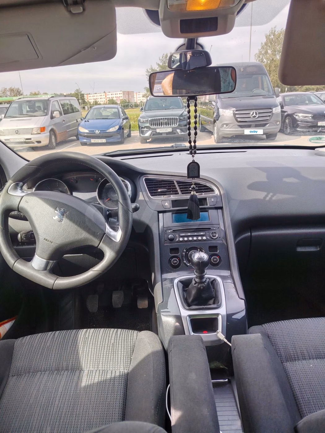 Peugeot 5008 фото 5