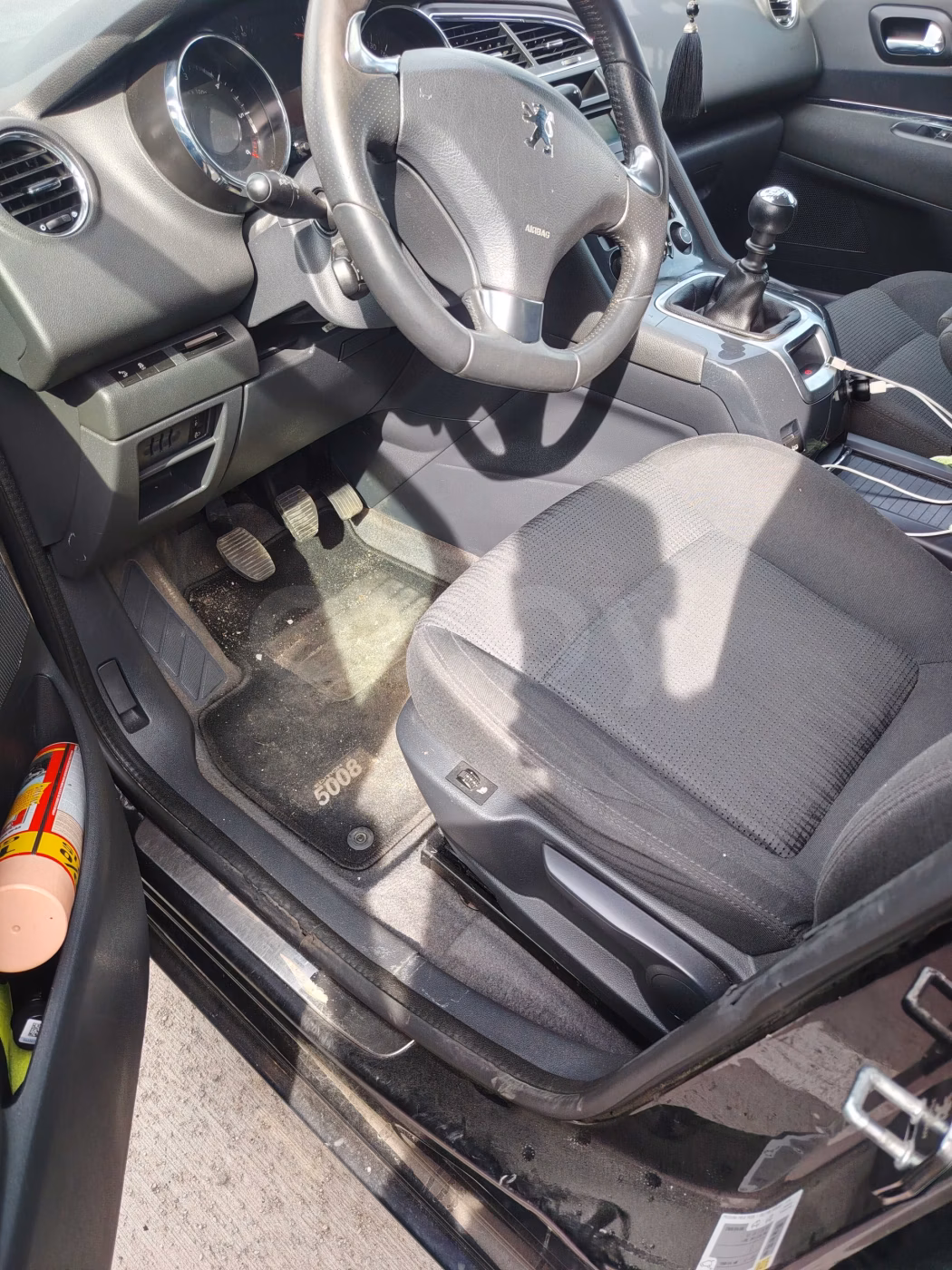Peugeot 5008 фото 9