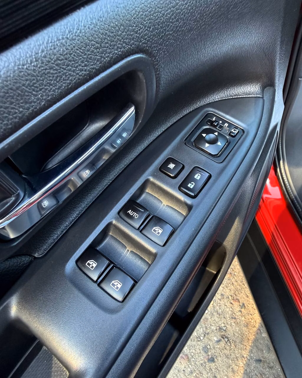 Mitsubishi Outlander фото 11