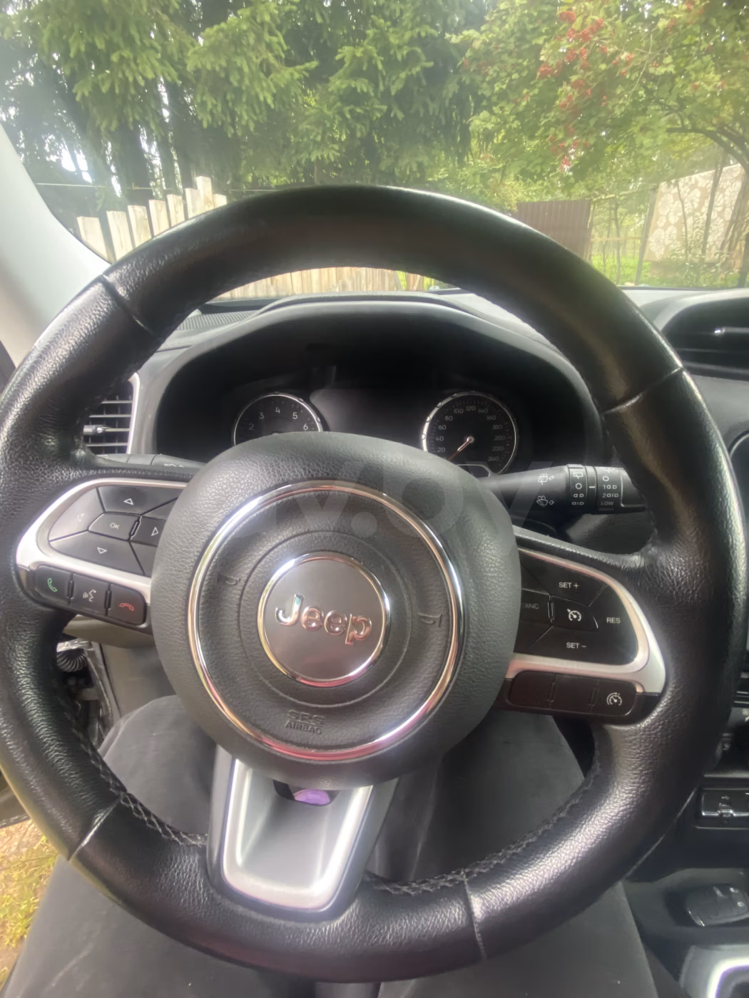 Jeep Renegade фото 8