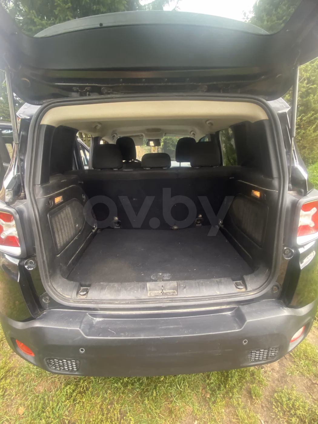 Jeep Renegade фото 9