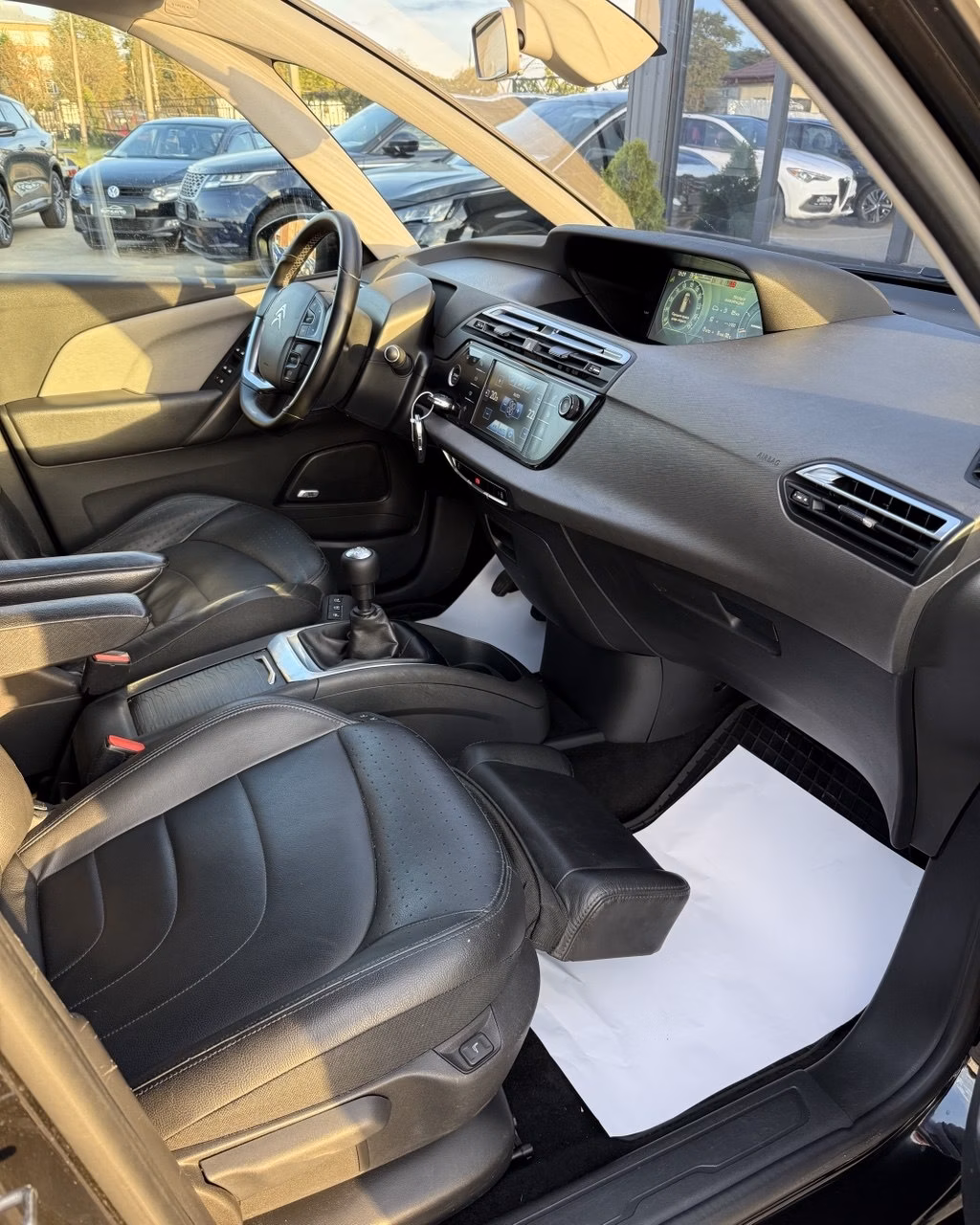Citroen C4 Grand Picasso фото 12