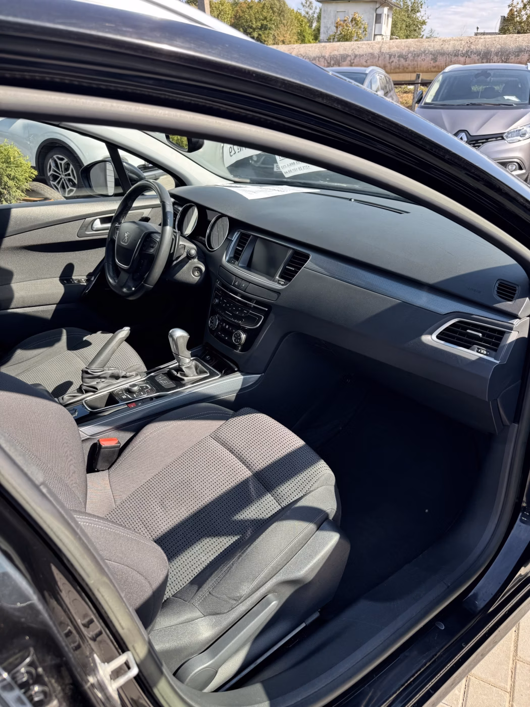Peugeot 508 фото 15