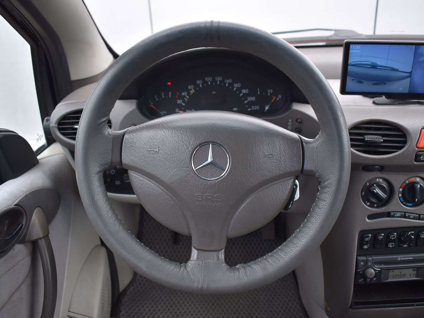 Mercedes-Benz A-Класс фото 10