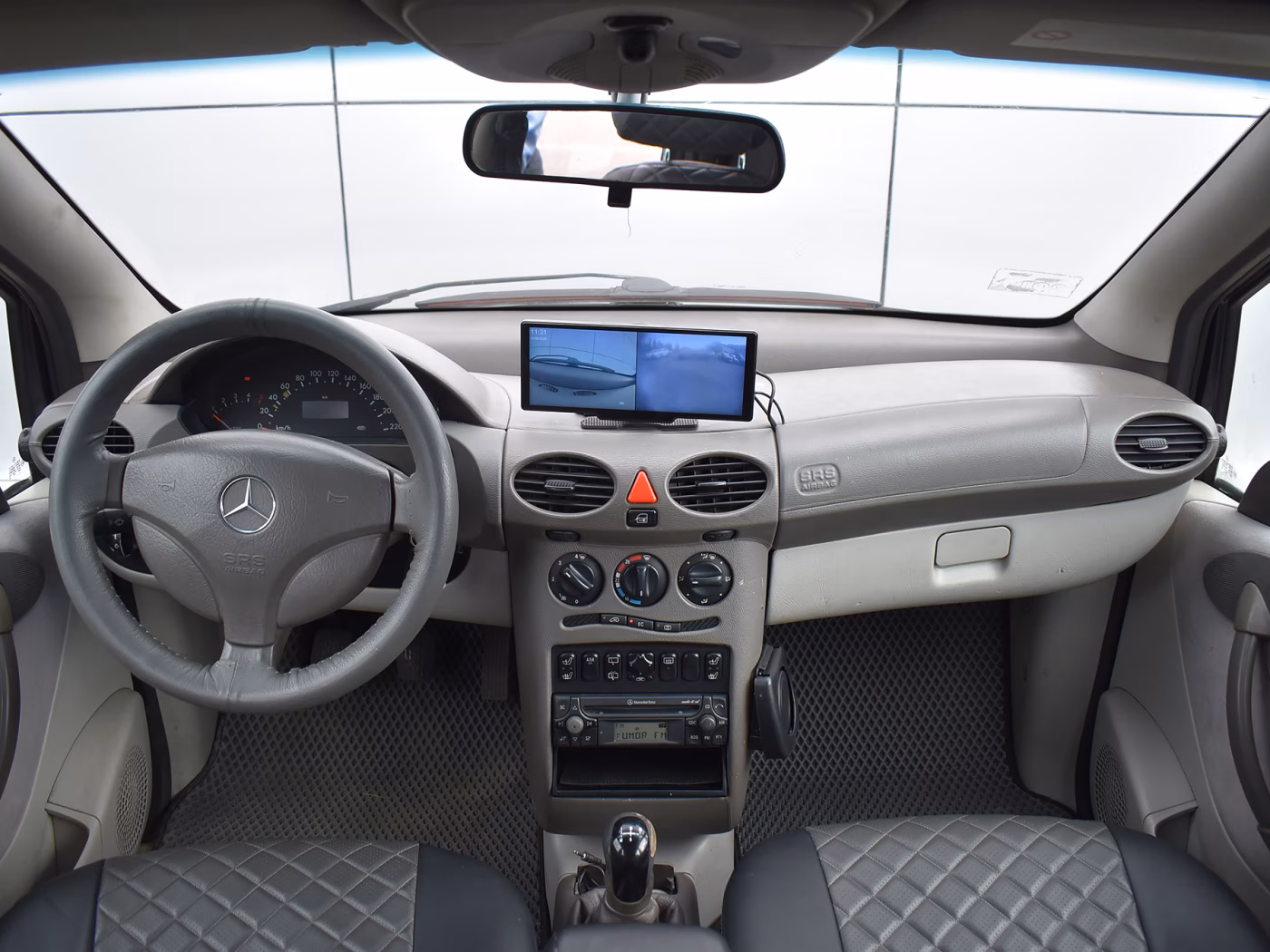 Mercedes-Benz A-Класс фото 9
