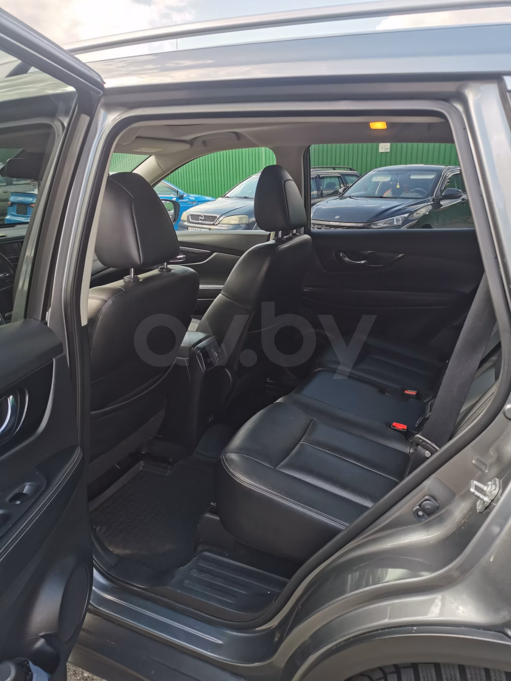 Nissan X-Trail фото 12
