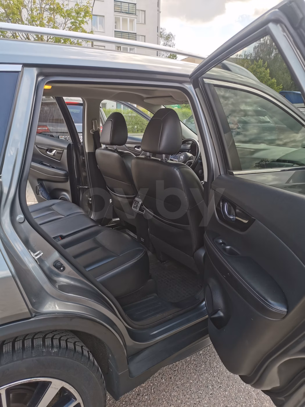 Nissan X-Trail фото 2