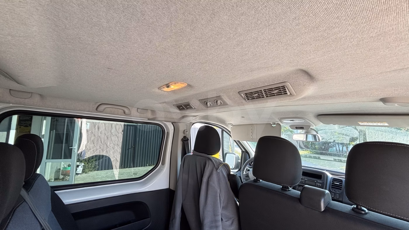 Opel Vivaro фото 10