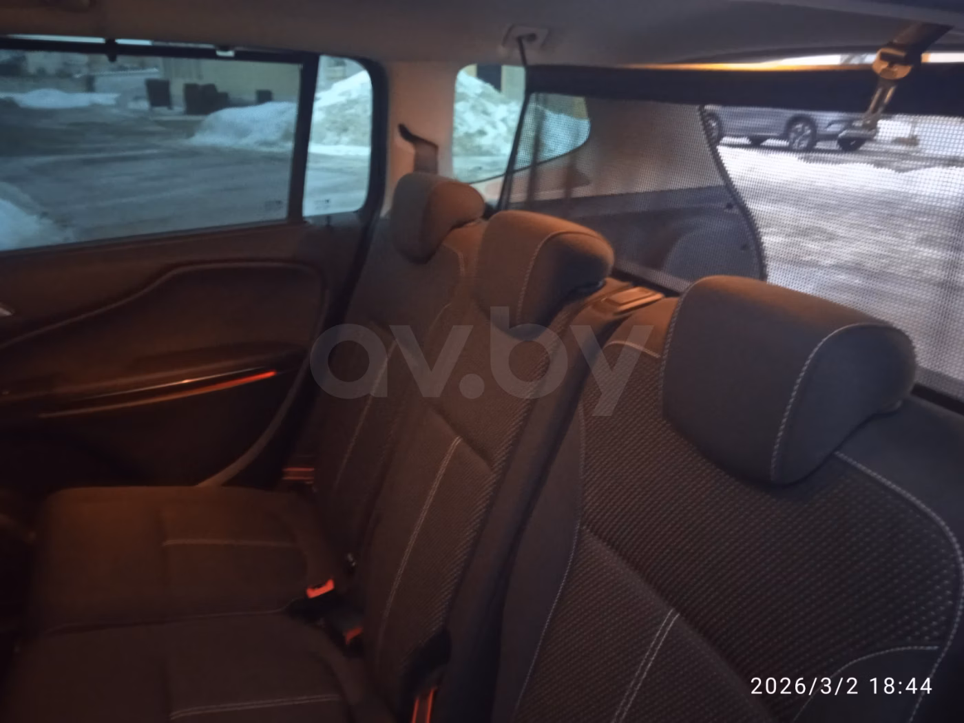 Opel Zafira фото 10