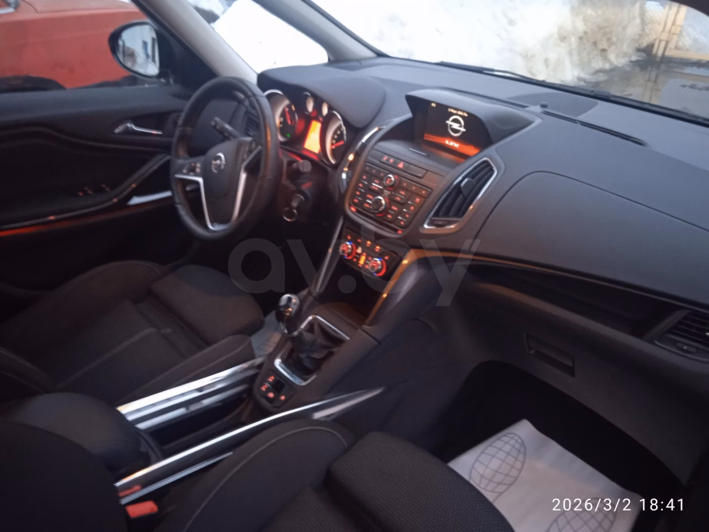 Opel Zafira фото 5