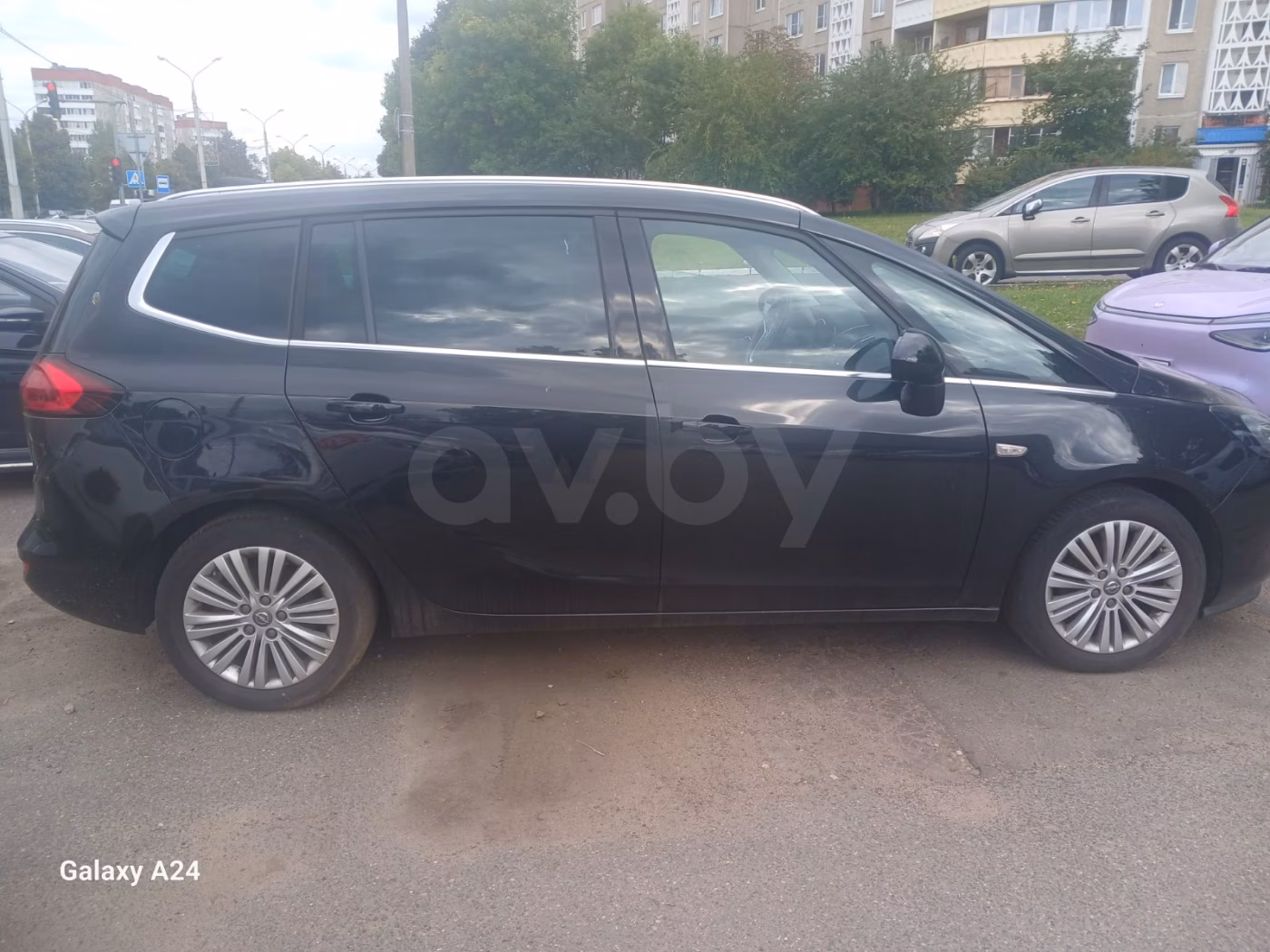 Opel Zafira фото 3