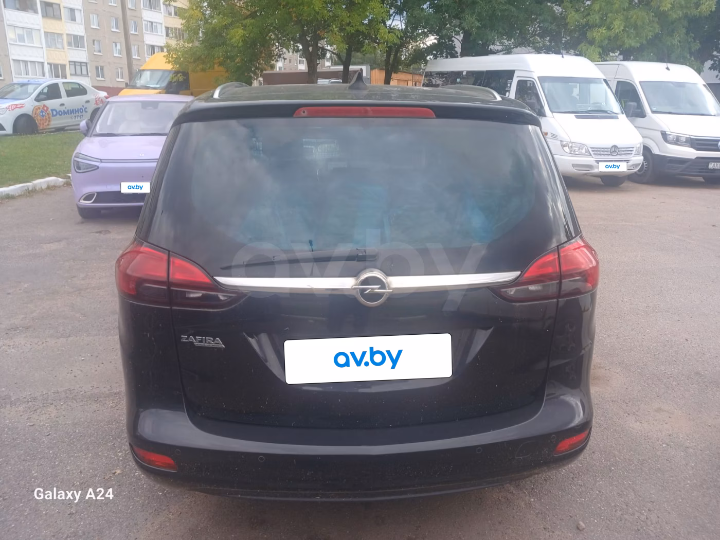 Opel Zafira фото 2