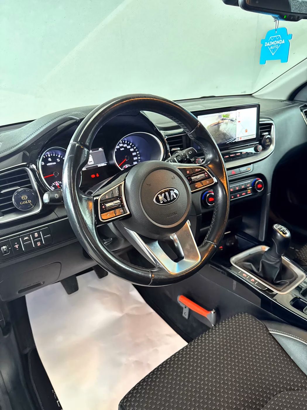 Kia XCeed фото 11