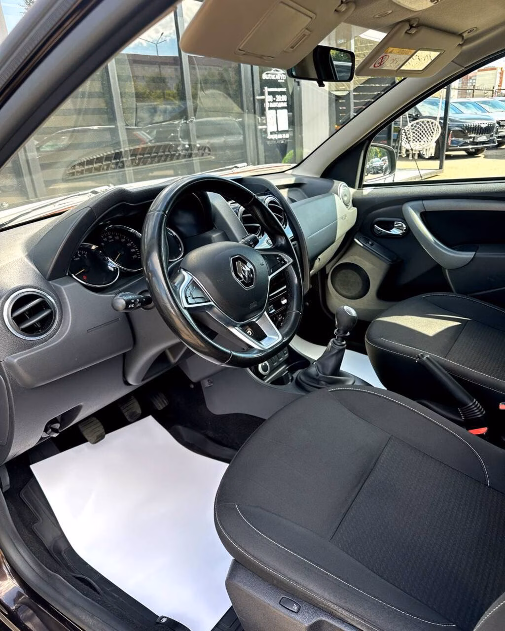 Renault Duster фото 9