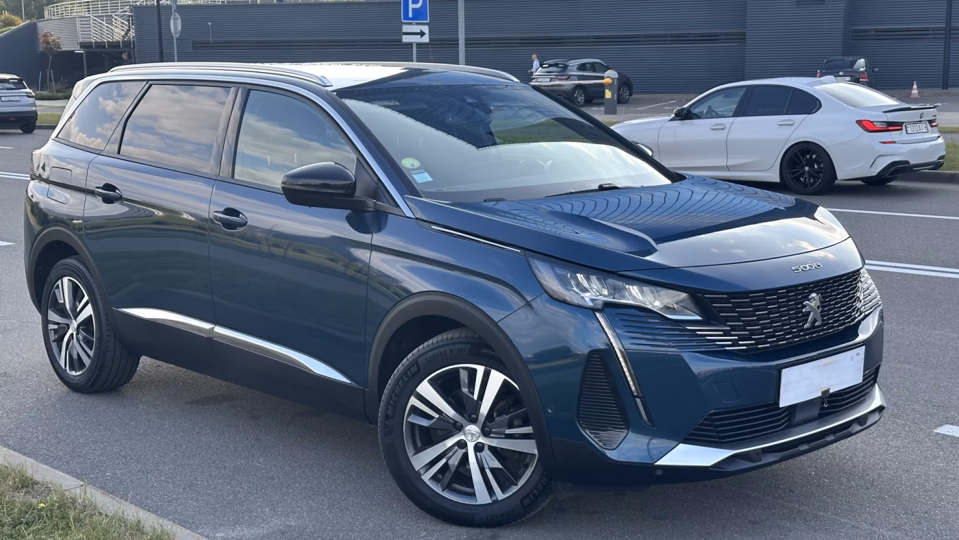 Peugeot 5008 фото 4