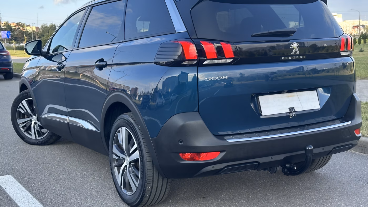 Peugeot 5008 фото 11