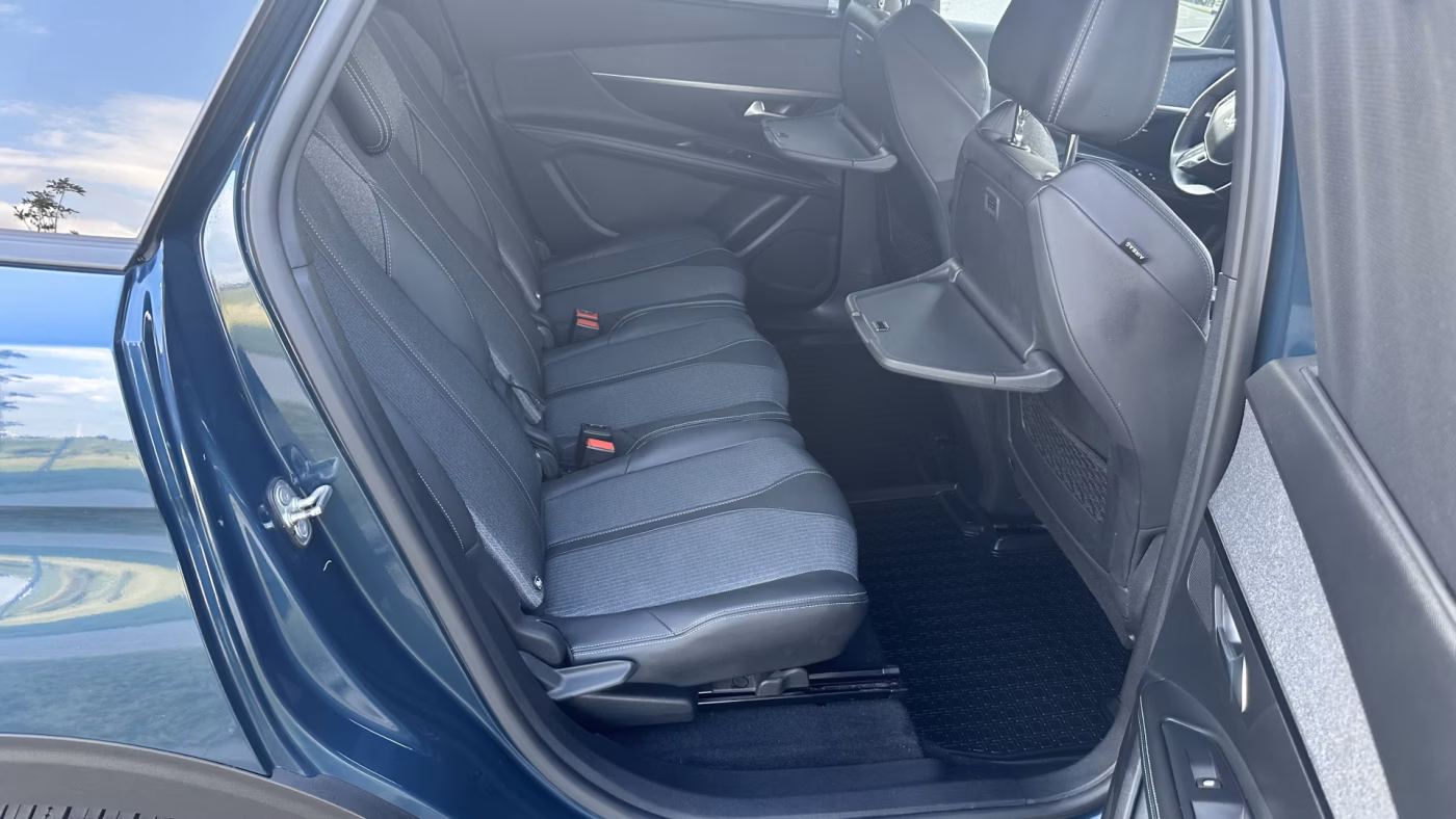 Peugeot 5008 фото 24