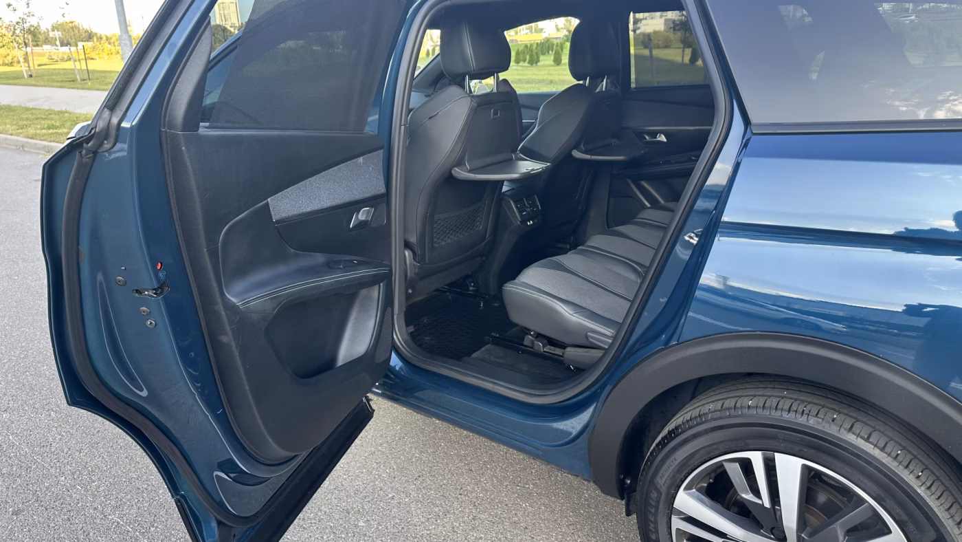 Peugeot 5008 фото 25