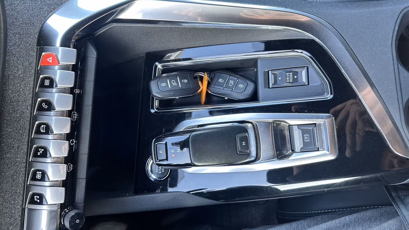 Peugeot 5008 фото 27