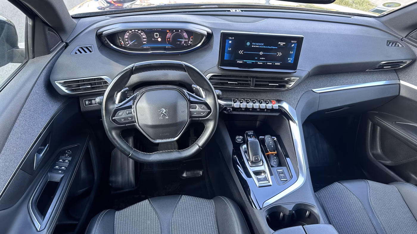 Peugeot 5008 фото 29