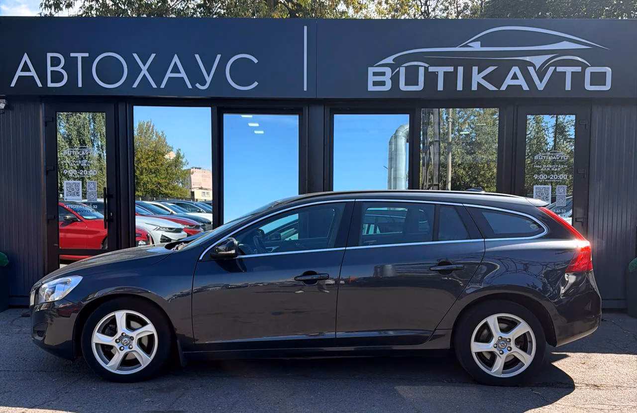 Volvo V60 фото 4