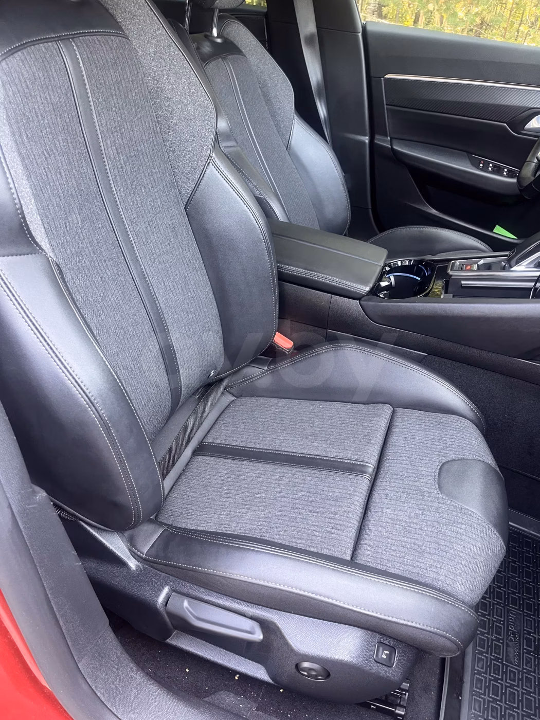 Peugeot 508 фото 12