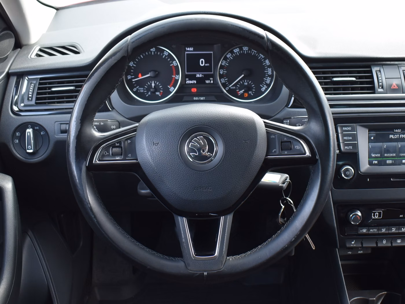 Skoda Rapid фото 14
