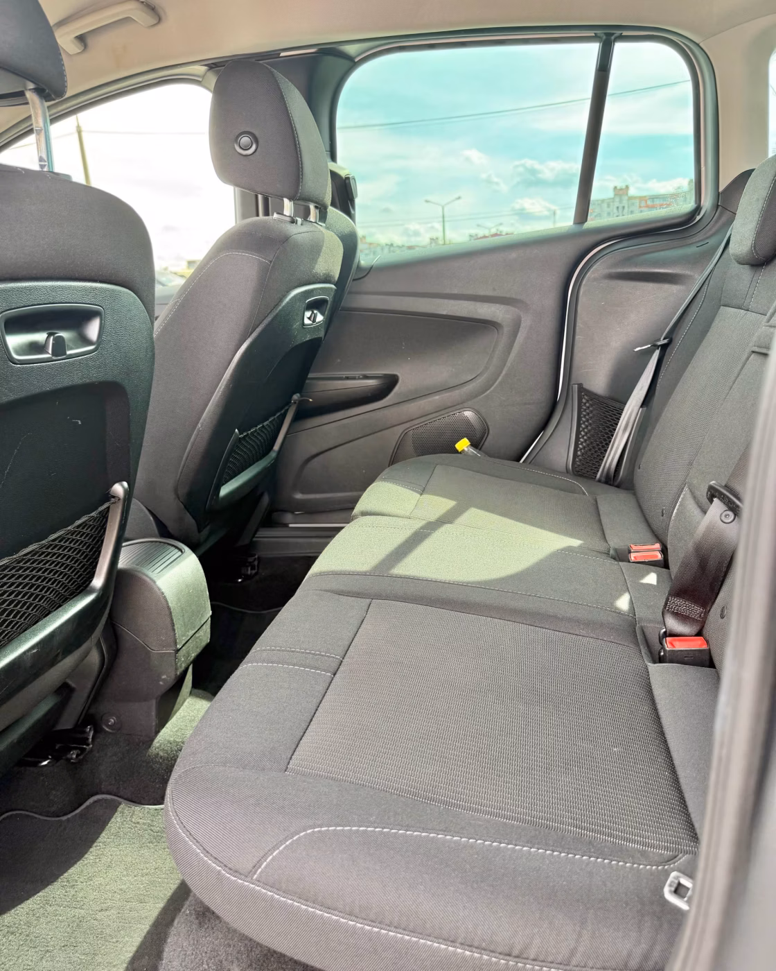 Ford B-MAX фото 12