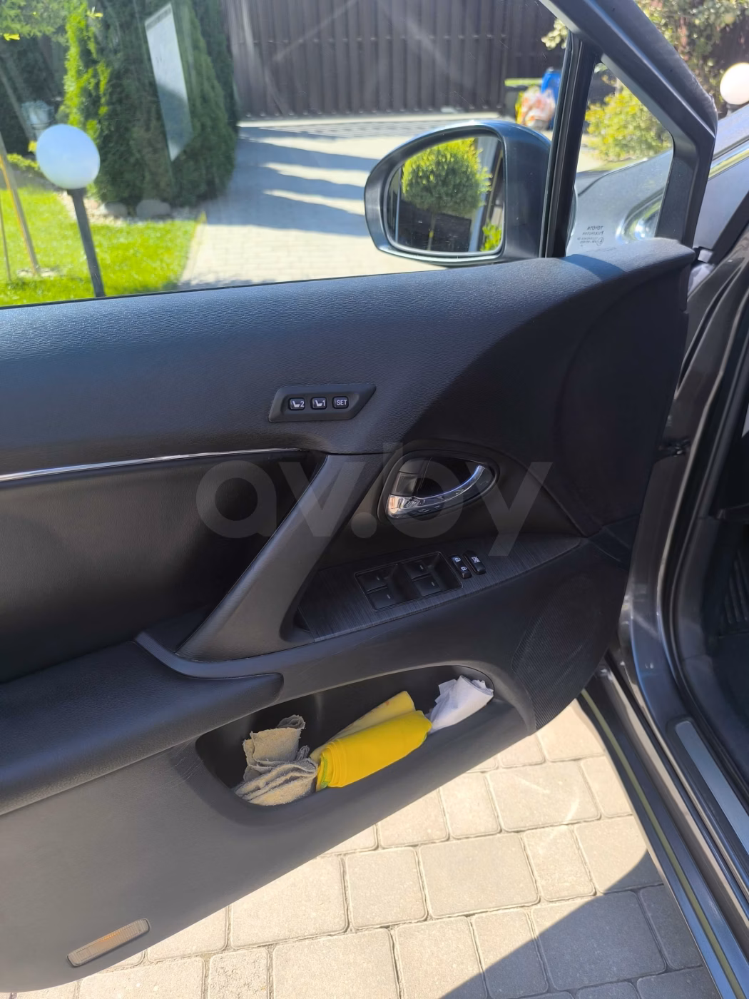 Toyota Avensis фото 16