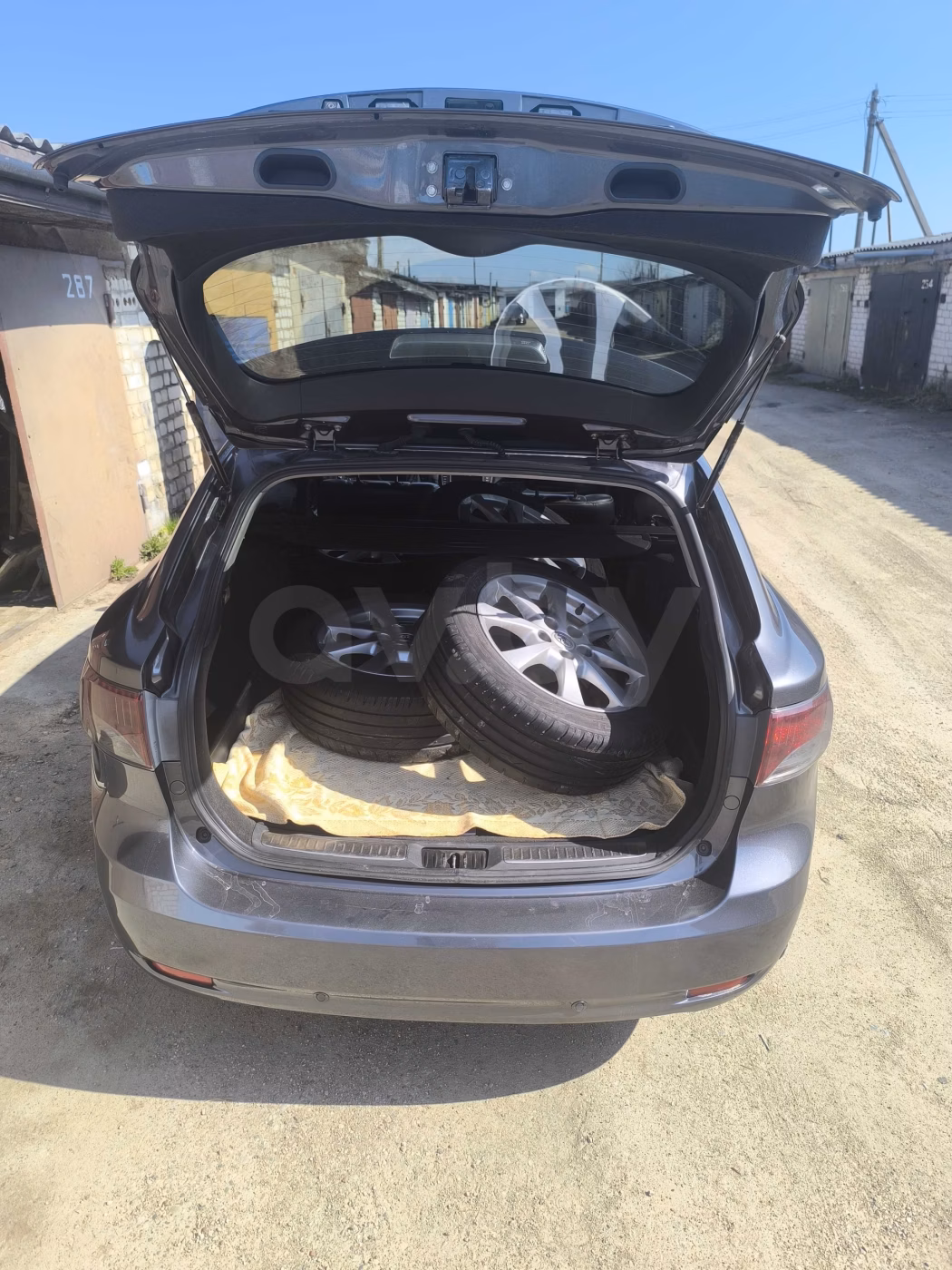 Toyota Avensis фото 25