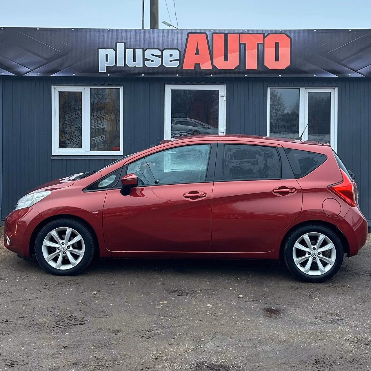 Nissan Note фото 7