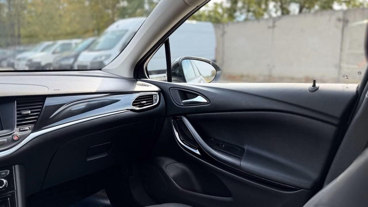 Opel Astra фото 13