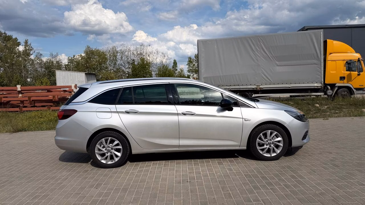 Opel Astra фото 5