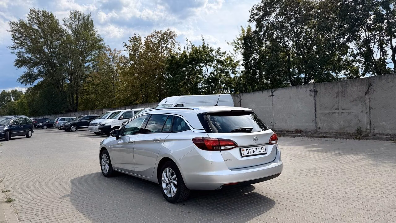 Opel Astra фото 6