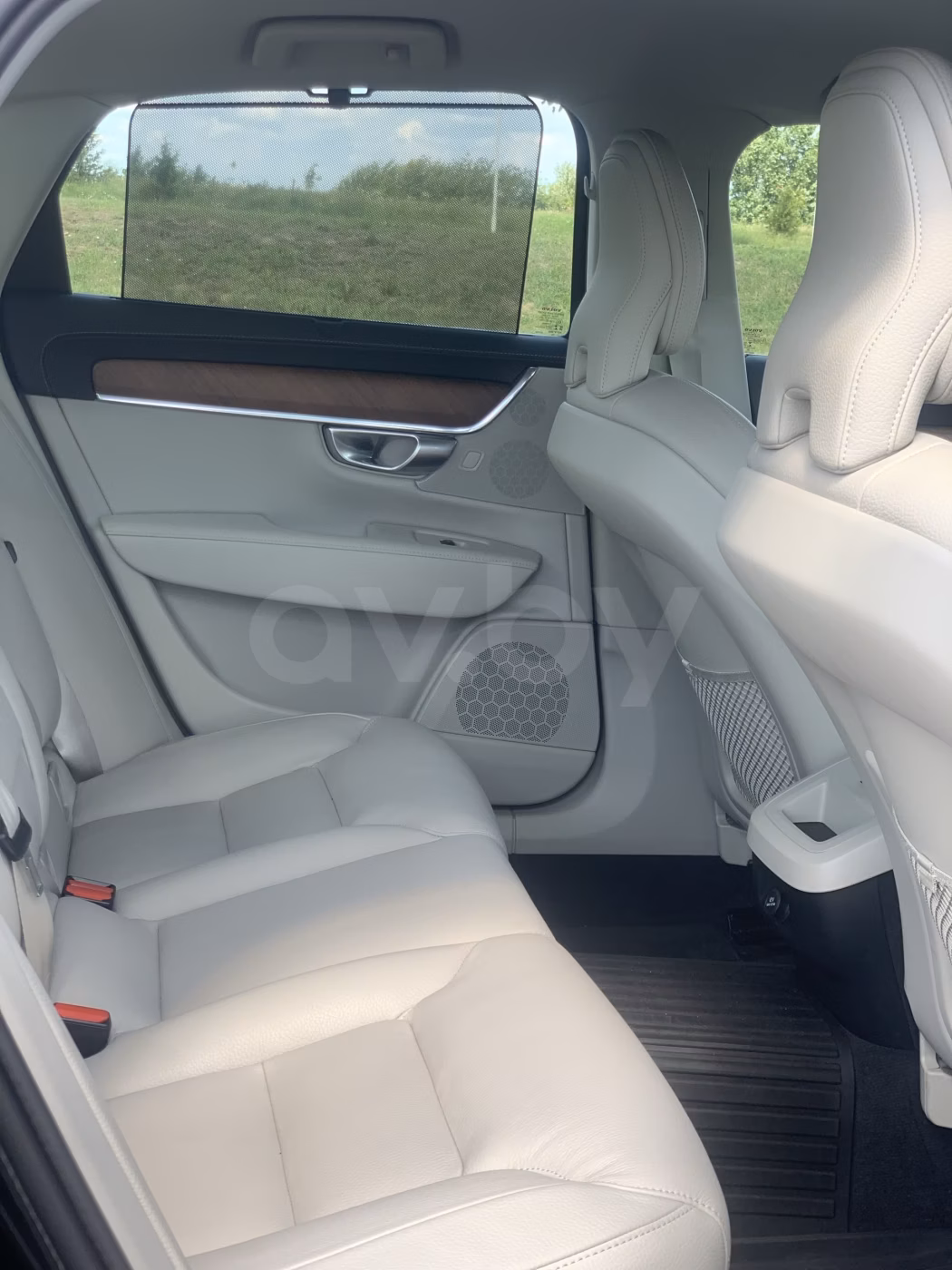 Volvo S90 фото 16