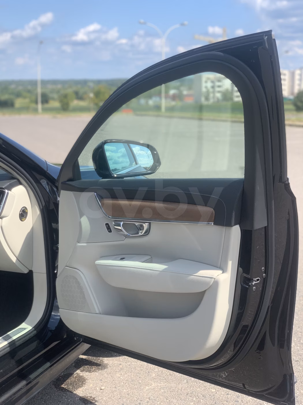 Volvo S90 фото 12