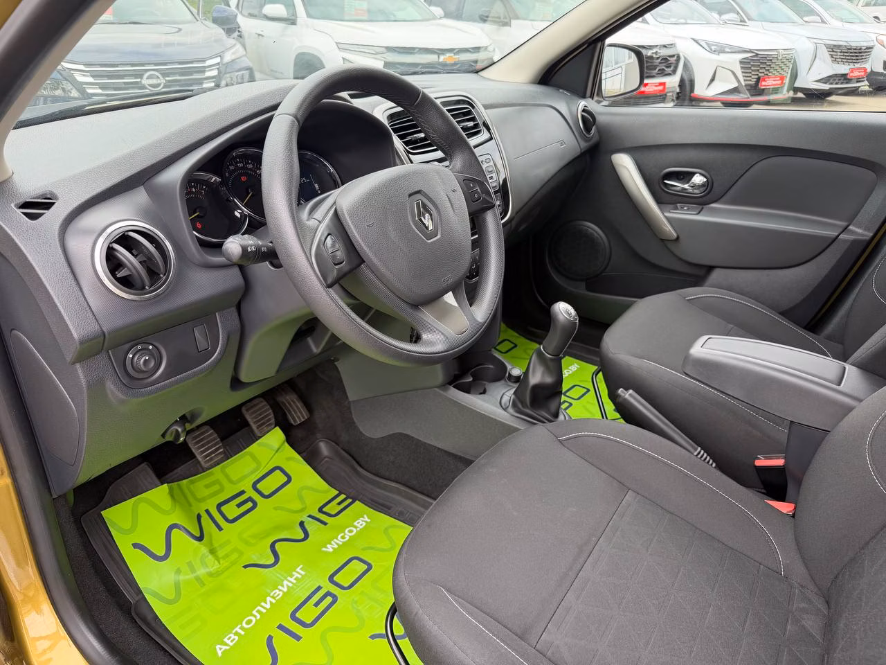 Renault Sandero Stepway фото 9