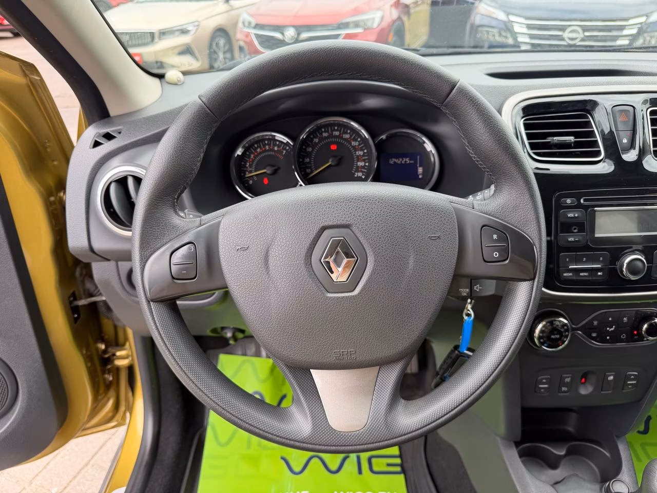 Renault Sandero Stepway фото 11