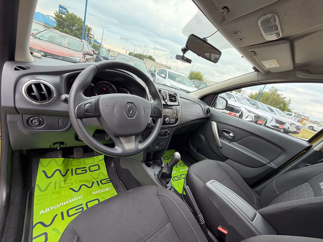 Renault Sandero Stepway фото 16