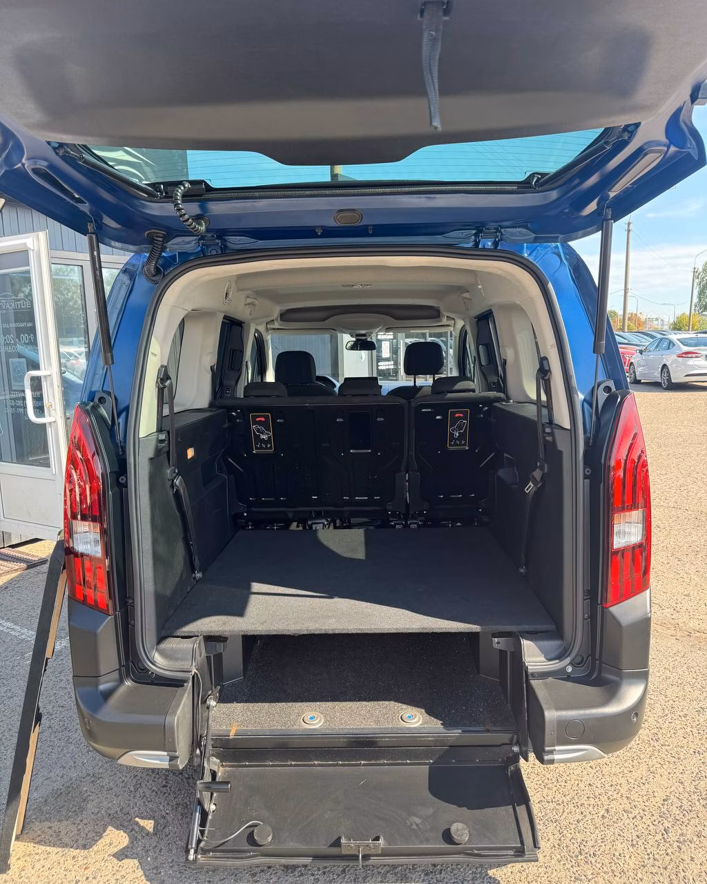 Peugeot Rifter фото 12