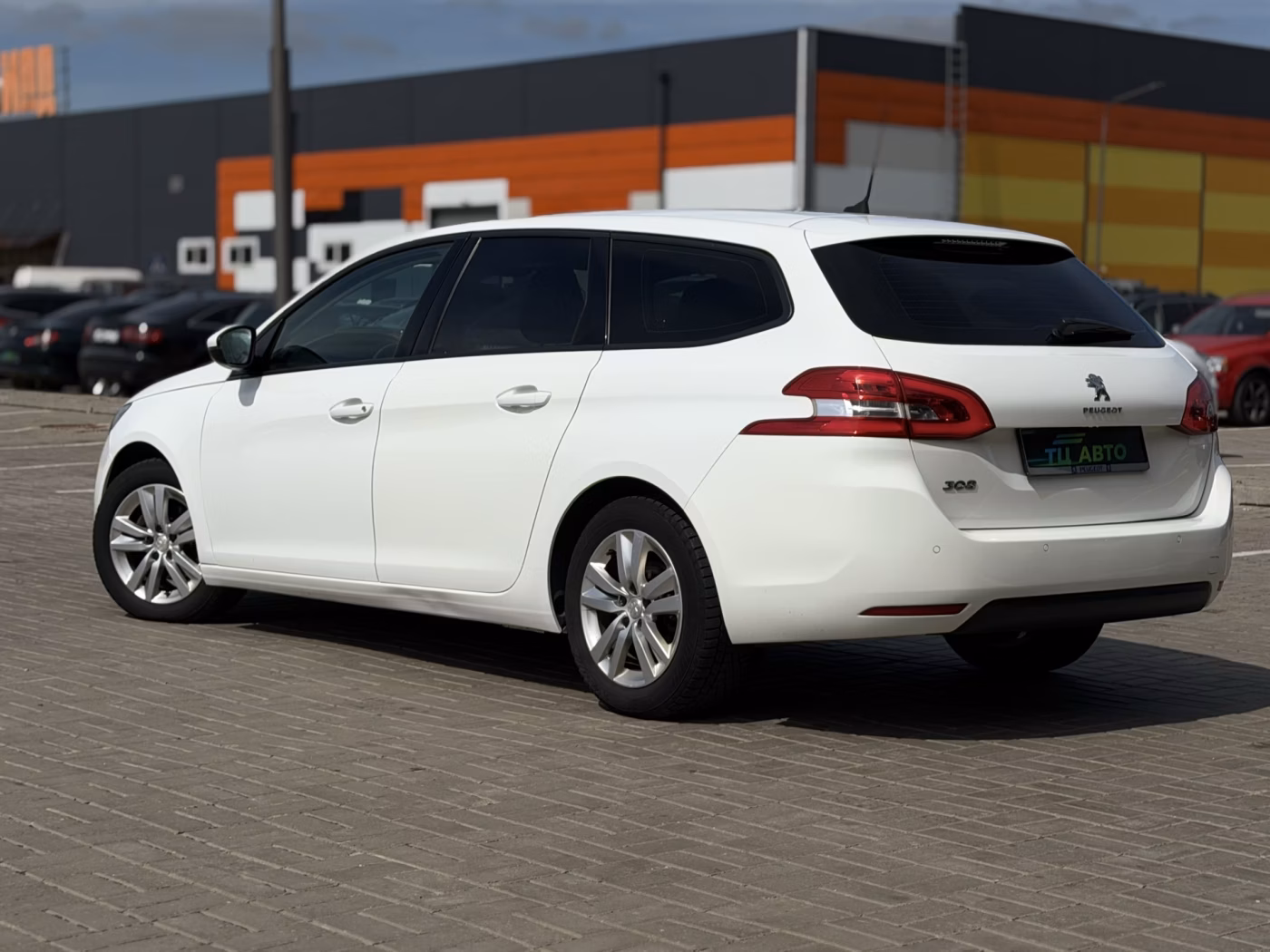 Peugeot 308 фото 8